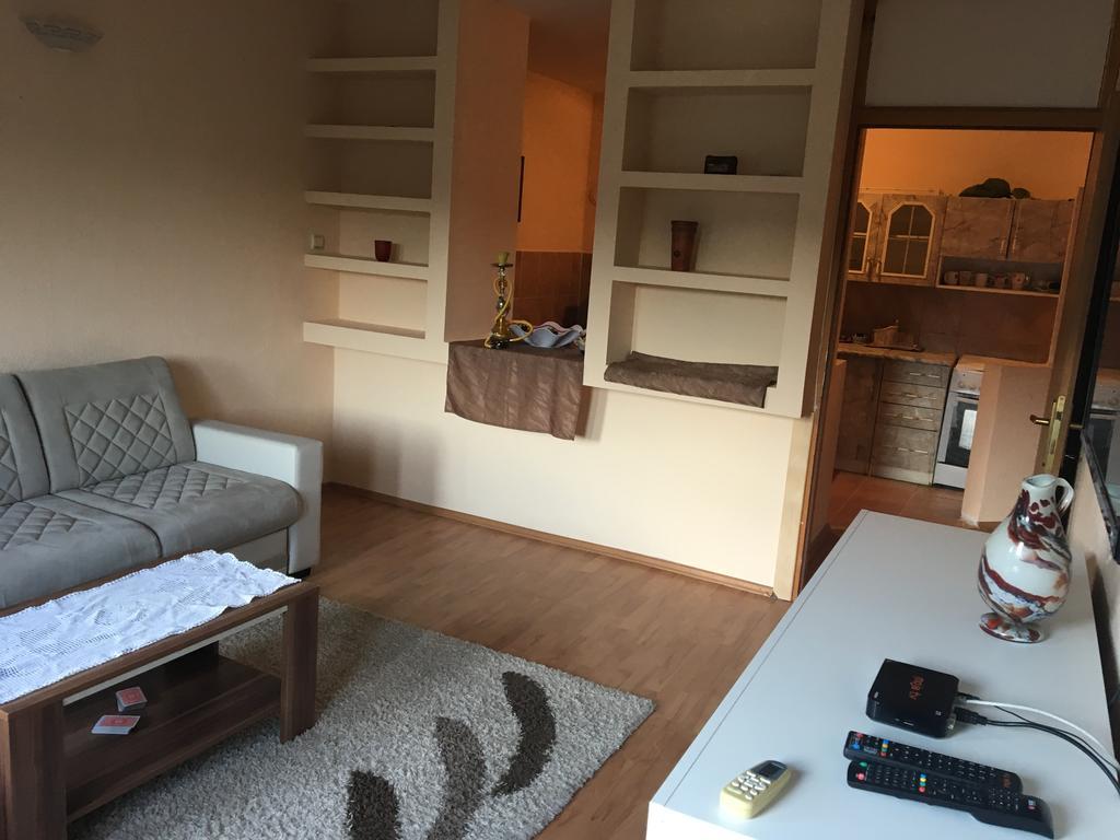 Mell Apartments モスタル エクステリア 写真