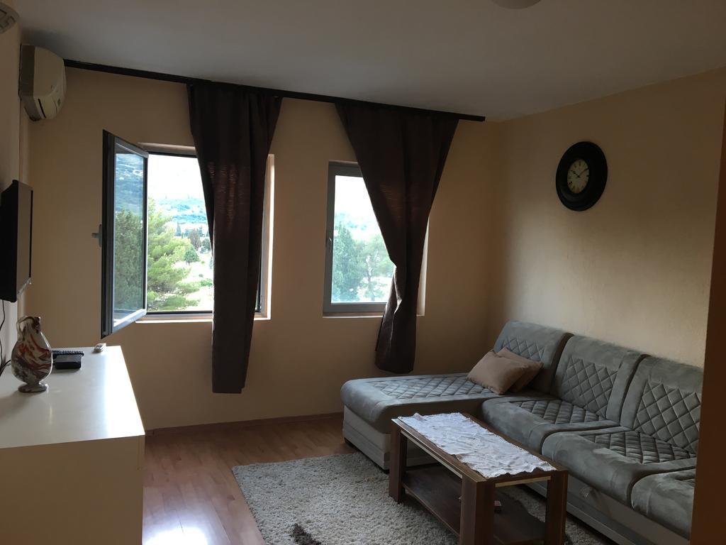 Mell Apartments モスタル エクステリア 写真
