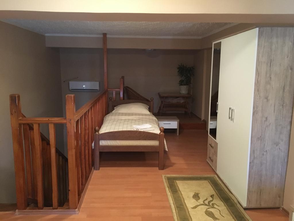 Mell Apartments モスタル エクステリア 写真